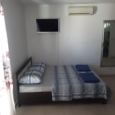 Studio Apartman Labrador Vodice Extérieur photo